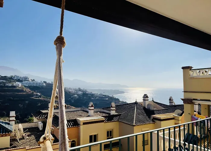 Altos De Tamango Con Vistas Y Pisicina Lägenhet Nerja