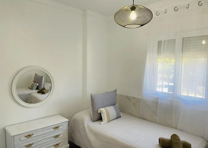 Altos De Tamango Con Vistas Y Pisicina Lägenhet Nerja