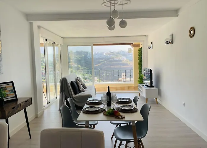 Altos De Tamango Con Vistas Y Pisicina Nerja