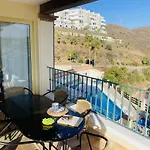 Апартаменты Altos De Tamango Con Vistas Y Pisicina Нерха
