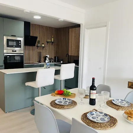 Altos De Tamango Con Vistas Y Pisicina Lägenhet *